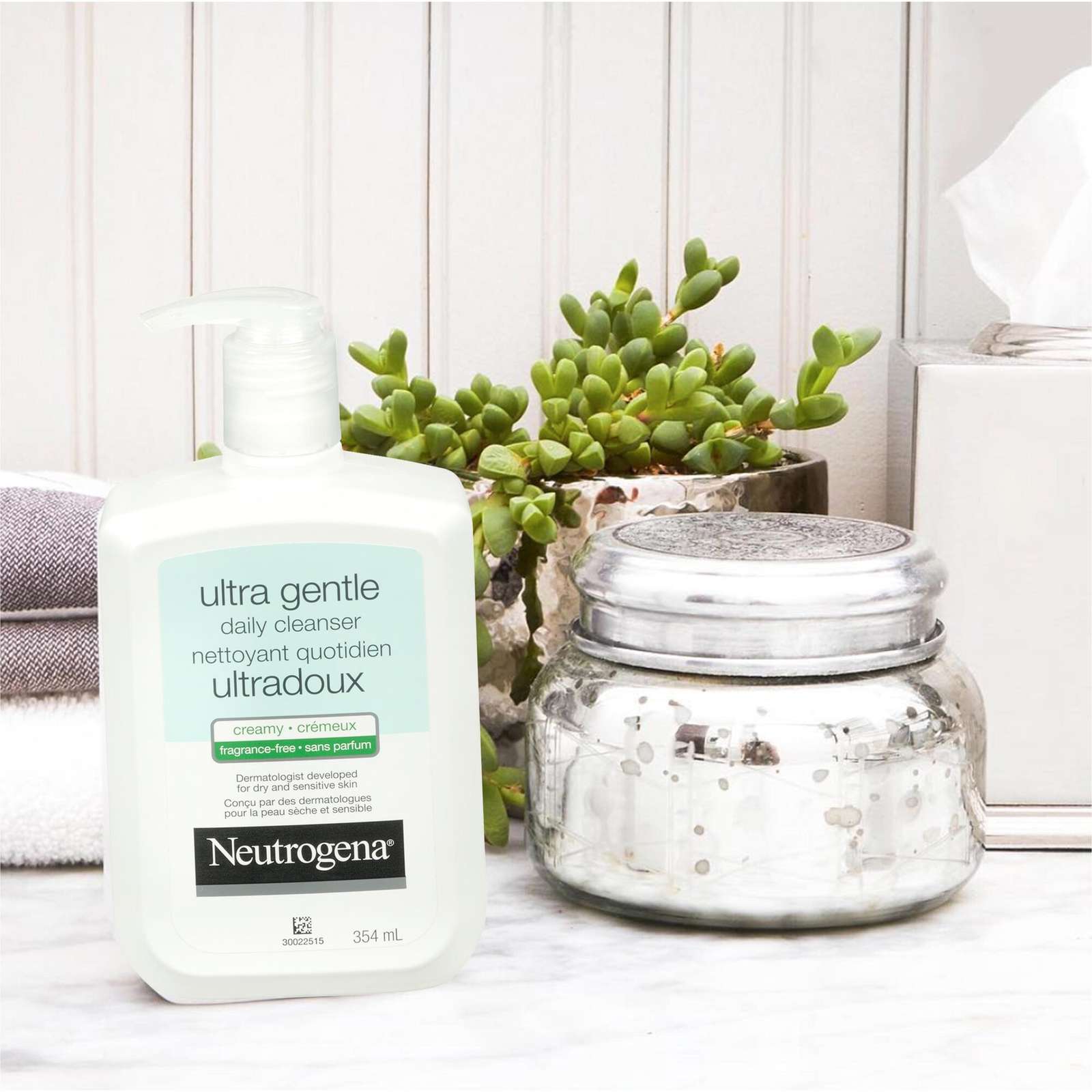 Ultra Gentle Daily Cleanser Creamy Fragrance-Free Formula
